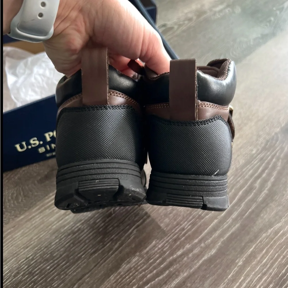 Kids size 1 Brown‎ and Black Boots US Polo Assn